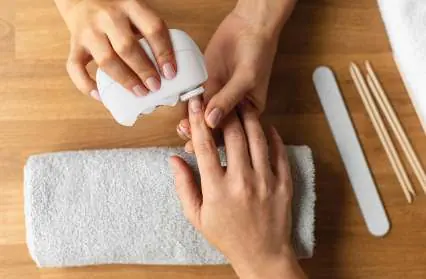 Anwendung des Nagelknipsers