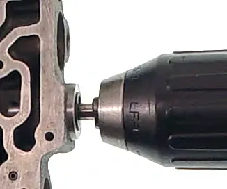 Bohrvorgang mit Tiefenanschlag