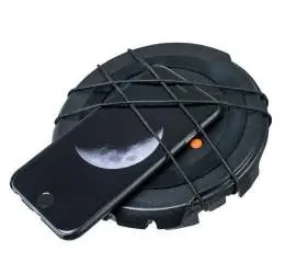 Smartphone-Adapter an der Objektivkappe