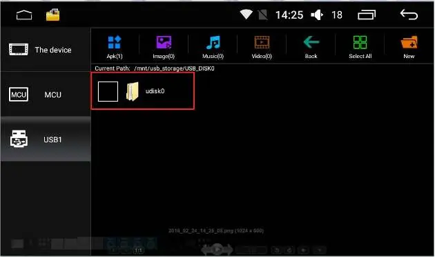 Dateimanager-Ansicht zur Auswahl des USB-Speichers.
