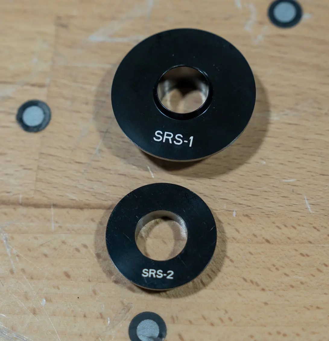 Einbaudiagramm für SRS-1 und SRS-2