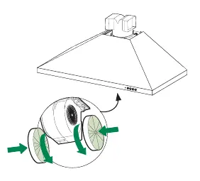 Installation der Aktivkohlefilter für den Umluftbetrieb.