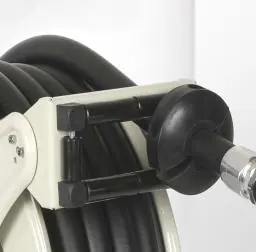 Schlauchstopper und Aufrollmechanismus