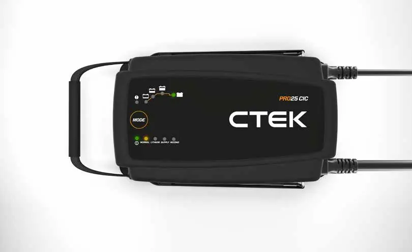 CTEK PRO25 CIC Batterieladegerät