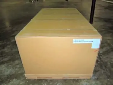 Auspacken der Transportbox