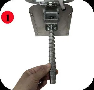 Schritt 1: Einsetzen des Pressstabs
