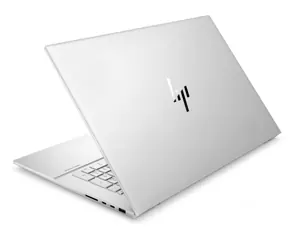 Seitenansicht des Laptops mit Anschlüssen